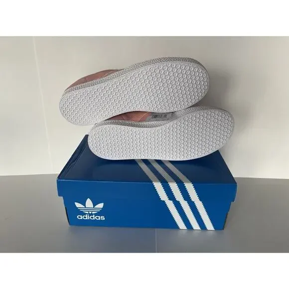 adidas gazelle silver green womens adidas Gazelle 85 (Pink Fusion/Cloud White/Gold Metallic)